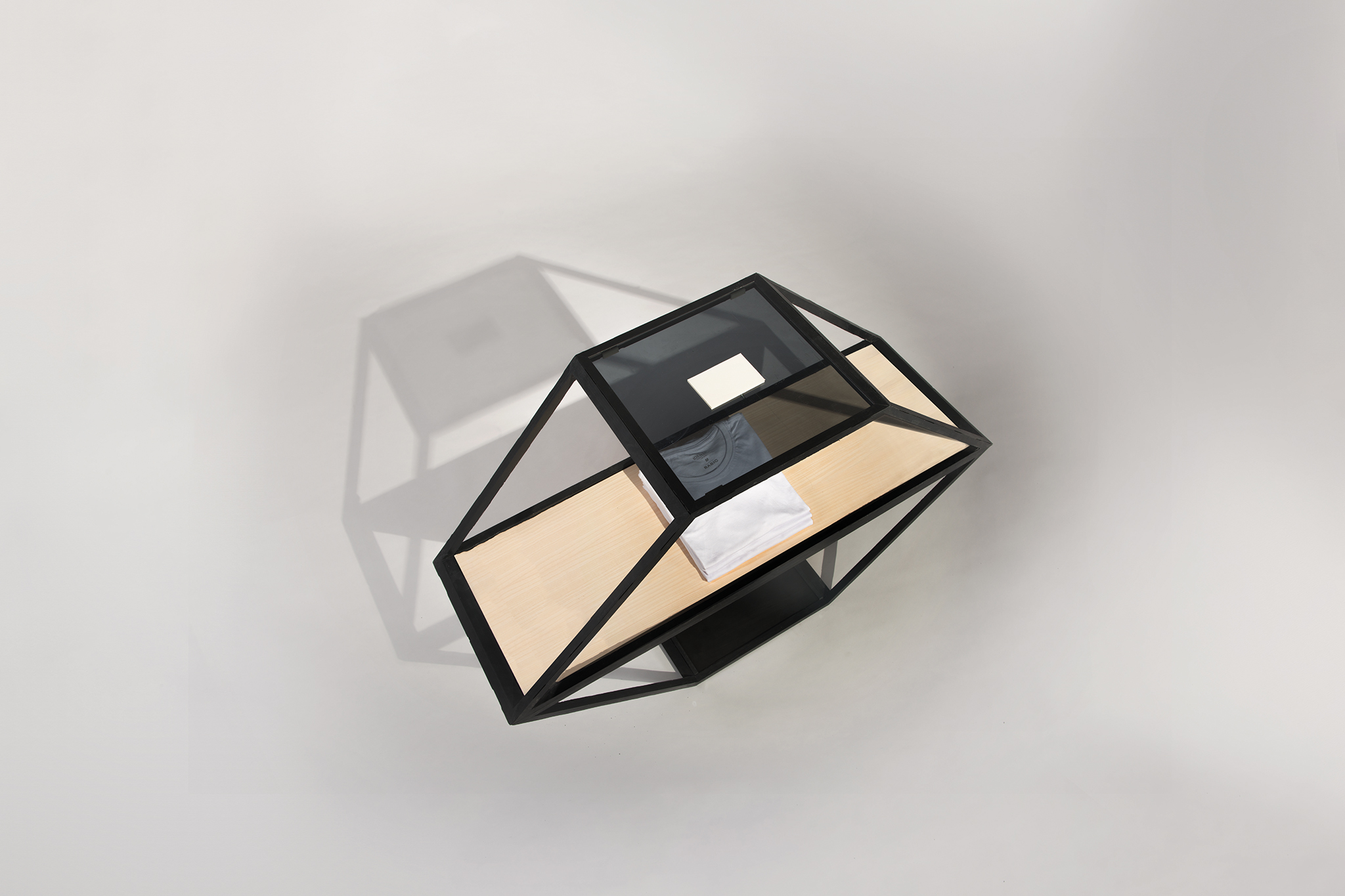 FRAME_AnnaDario_DrewesIannone_Final_Web_11