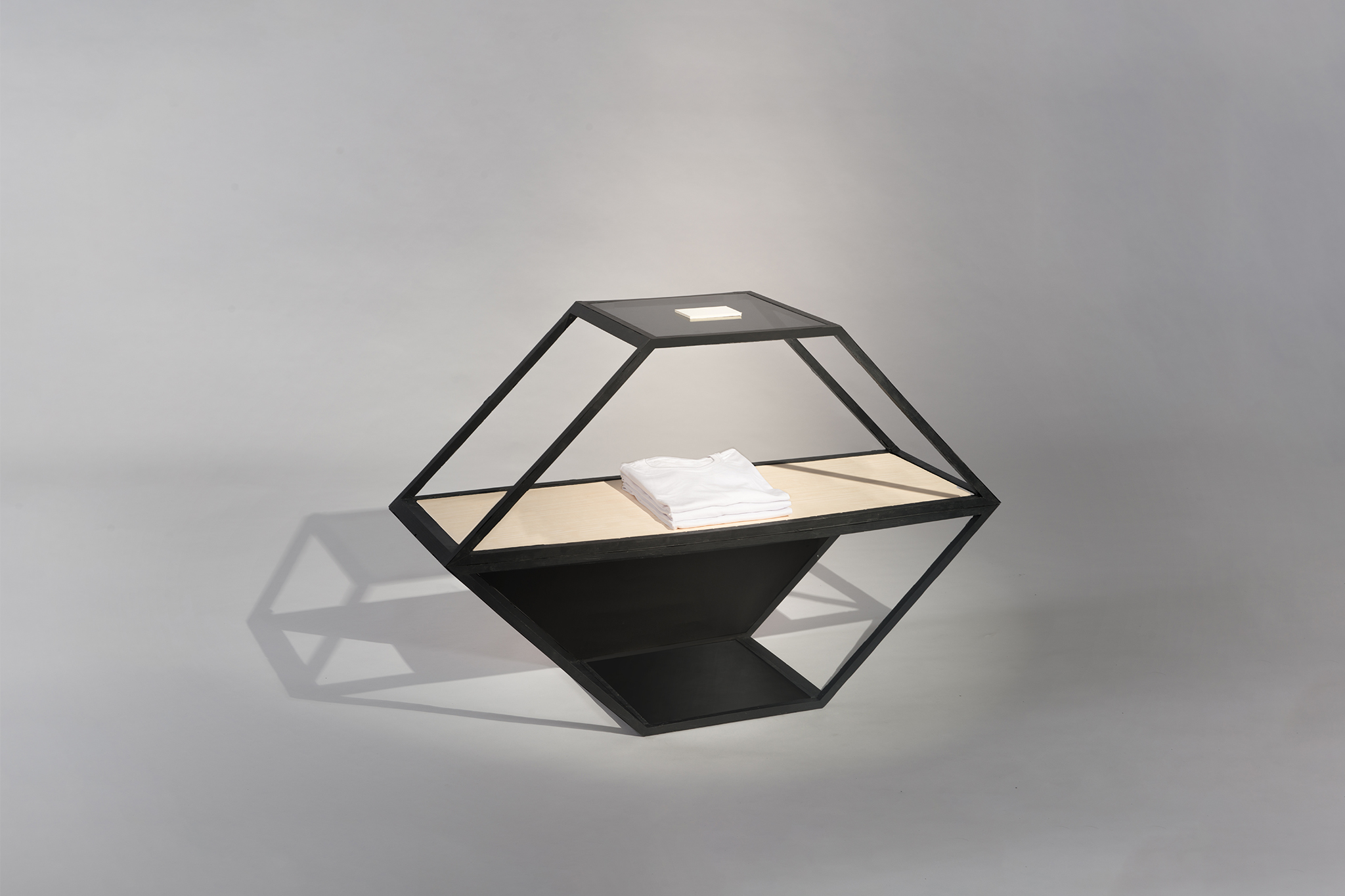 FRAME_AnnaDario_DrewesIannone_Final_Web_12