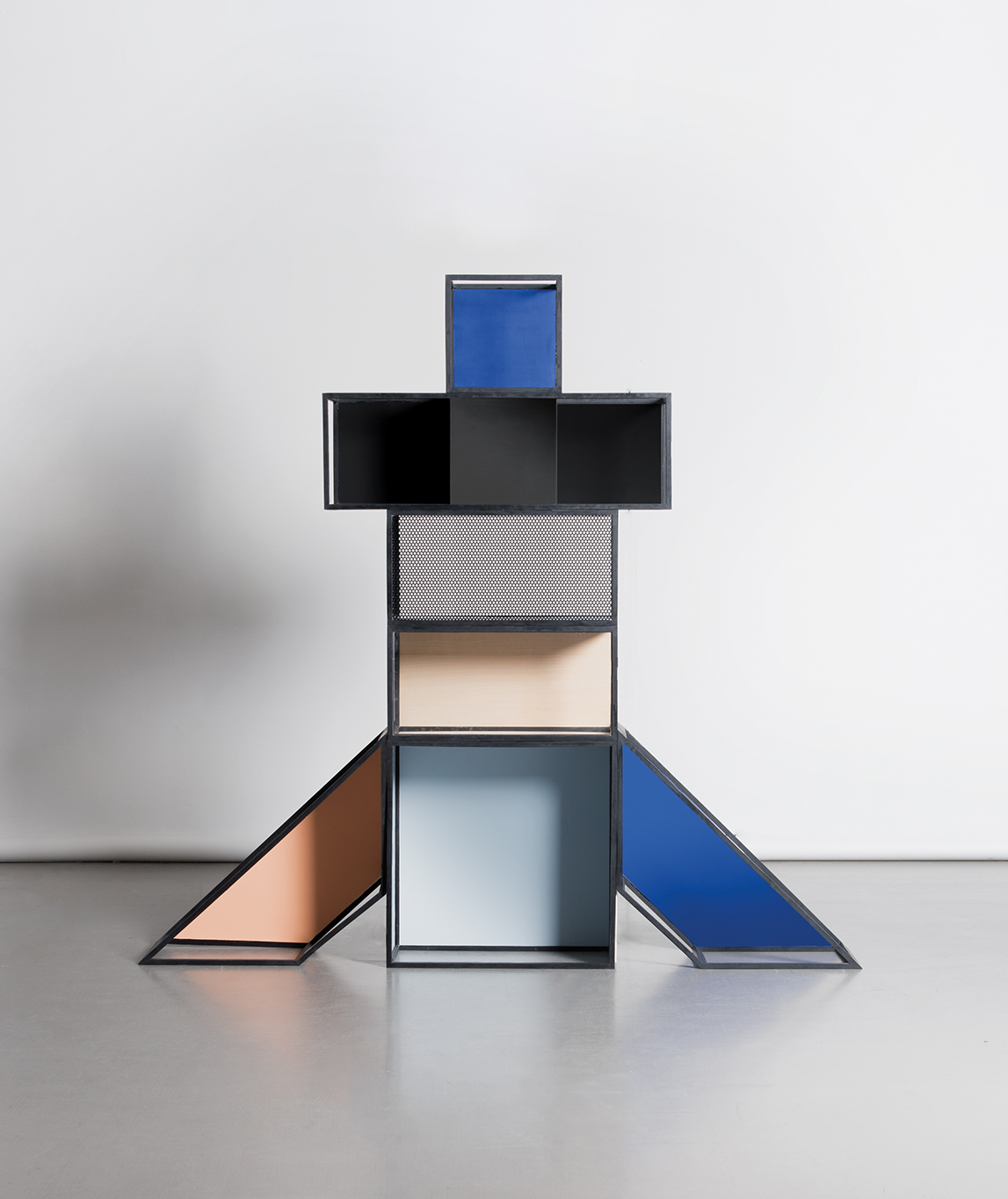 FRAME_AnnaDario_DrewesIannone_Final_Web_5