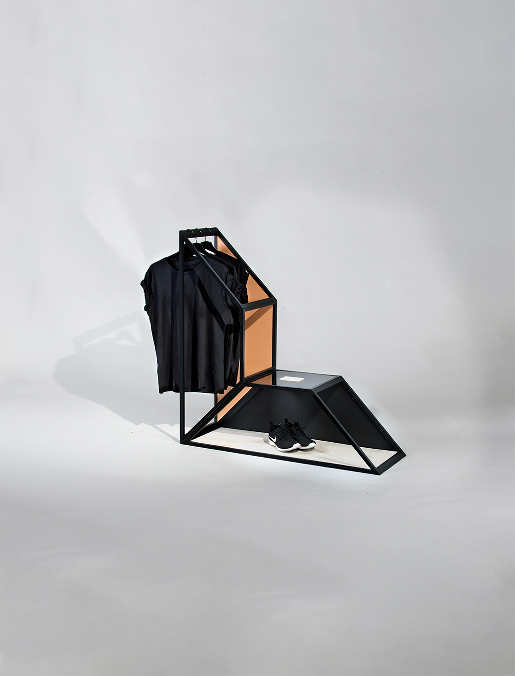 FRAME_AnnaDario_DrewesIannone_Final_Web_6