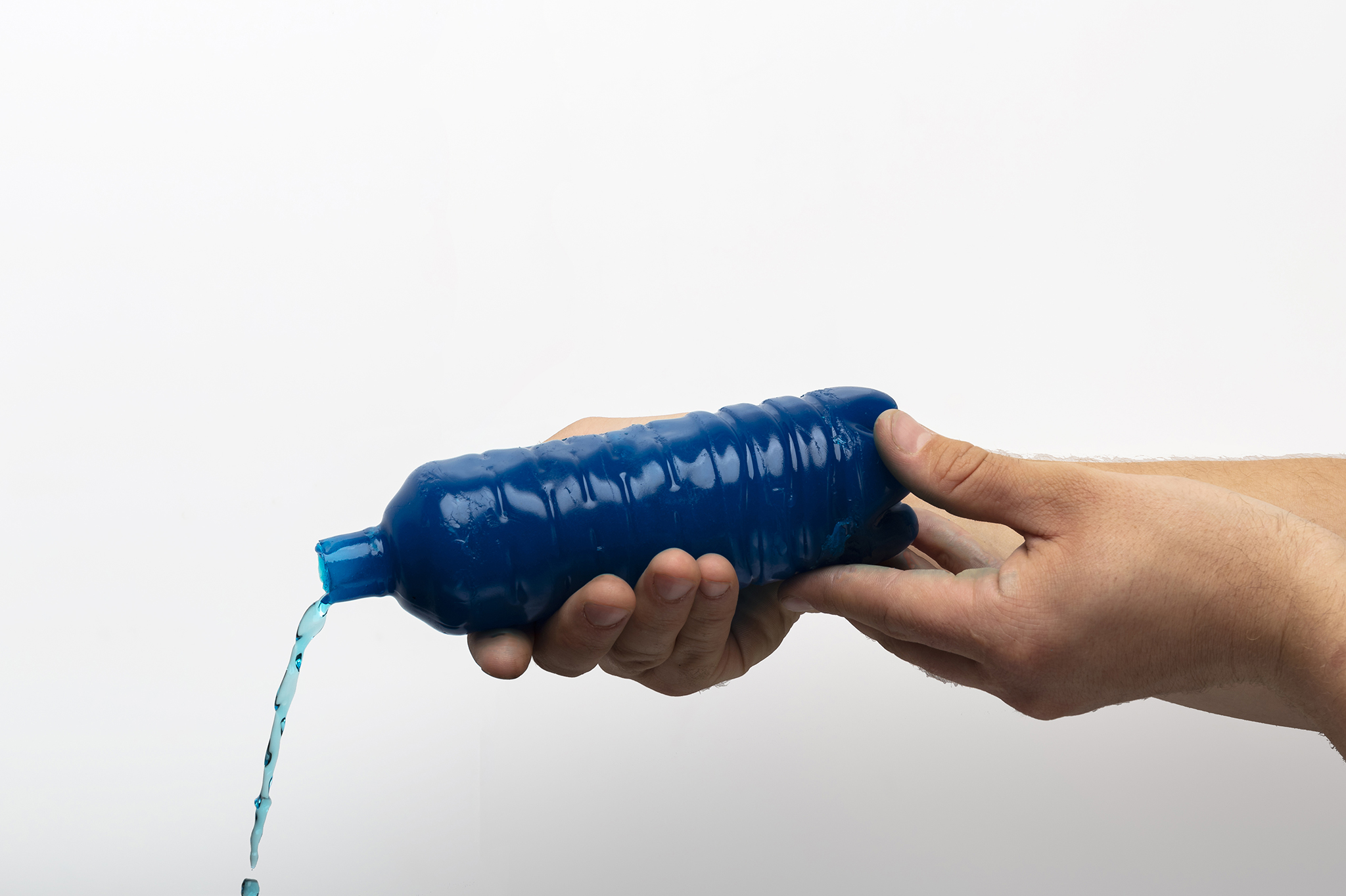 Copied_Bioplastic_Bottle_Julius_Fuehrer_Final_3