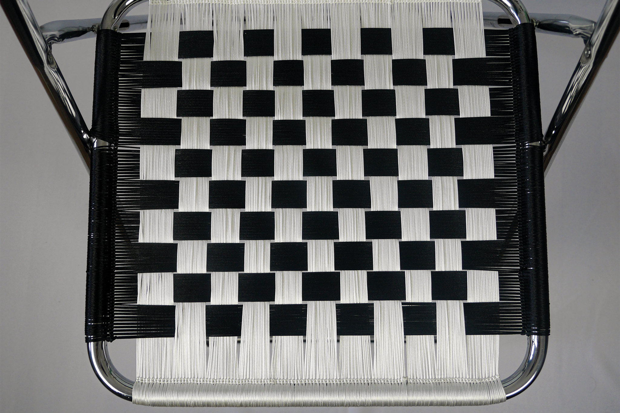 RESTRING_Paula_Schwager_Final_Web_1