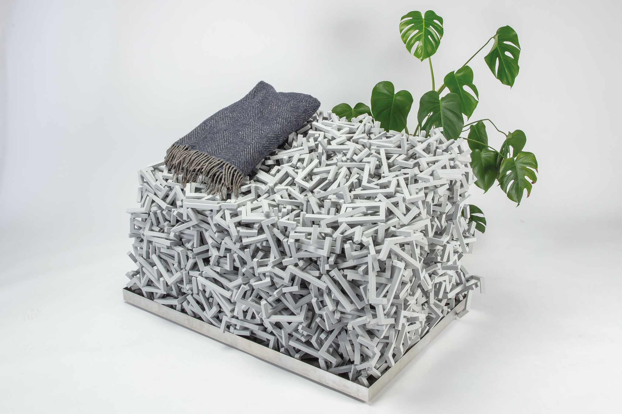 ENTROPOFORM_Tillman_Vanhöf_Final_Web_04