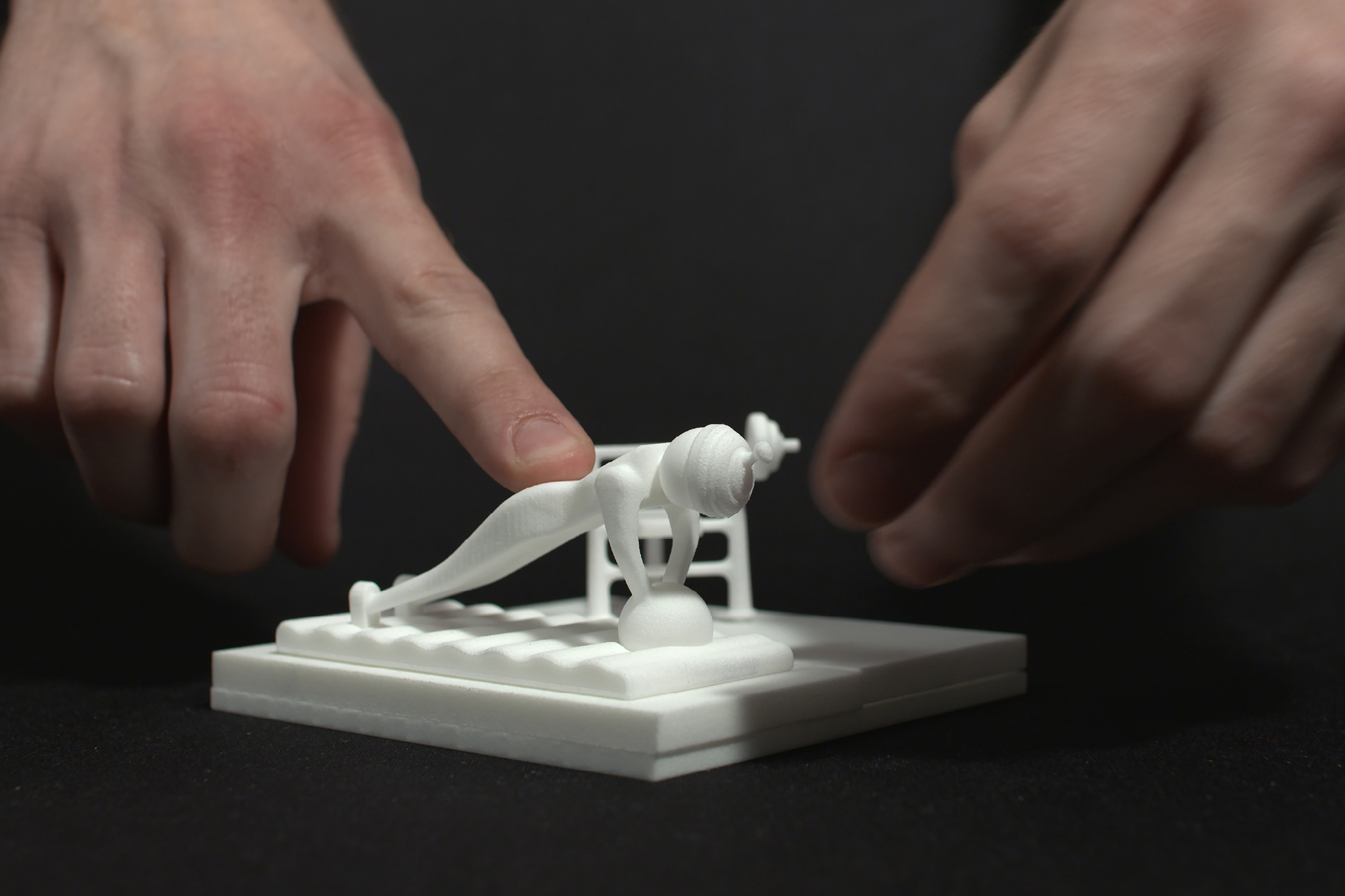 PRINTYOURSELFINGLORY_Moritz_Knoll_Final_Web_02