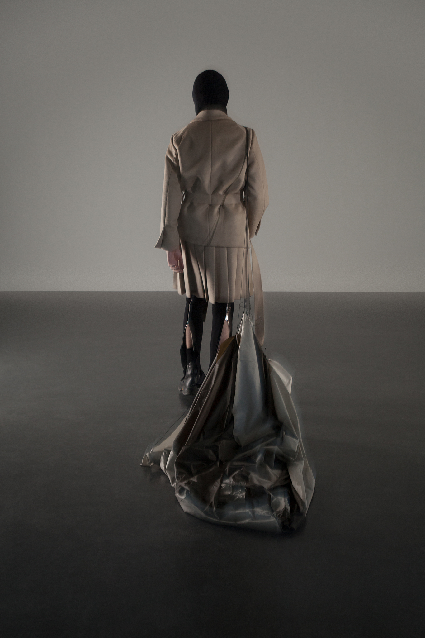 IcarusDown_Fabian_Senk_Final_Web_15