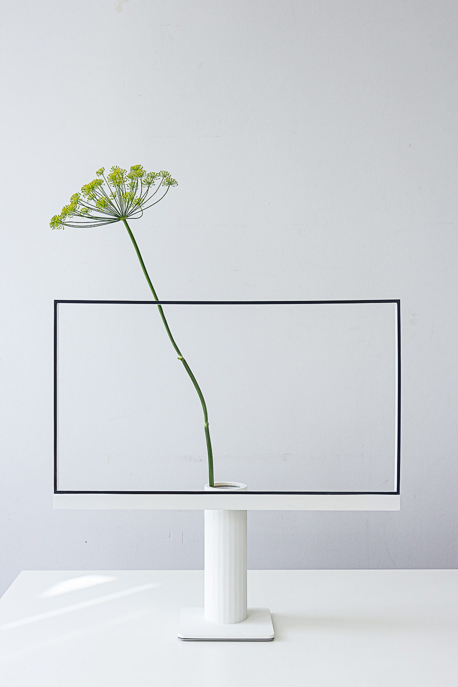 Extra ordinary_Yuhang_Ke_Final_Web_2_25 Zoll Vase_1